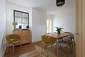 Photo 11- click for photo gallery